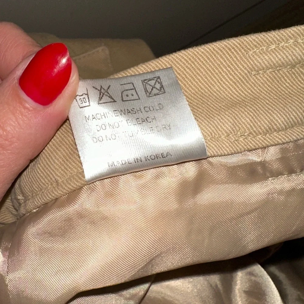 The Frankie Shop Tan Pleated Mini Skirt with Pockets size Medium